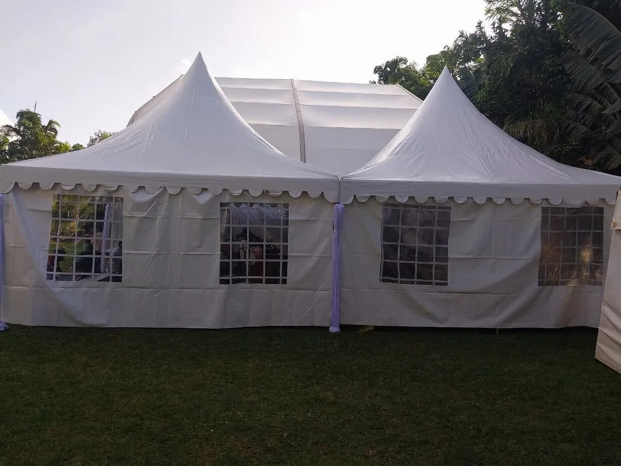 100 Sitter Tent 17x34ft - Plain